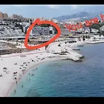 Znjan Beachfront Balcony 2plus2 Sea View Appartamento *