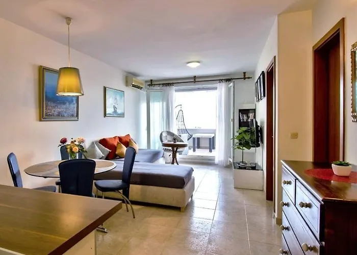 Appartement Znjan Beachfront Balcony 2plus2 Sea View *