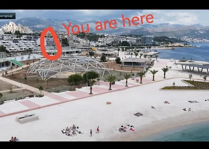 Znjan Beachfront Balcony 2plus2 Sea View Appartamento Spalato